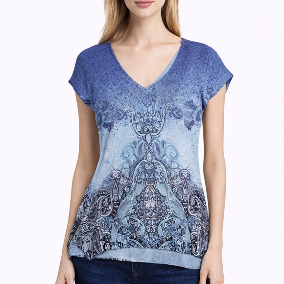 Tops - Y2K Blue Patterned V-Neck Women's Top
